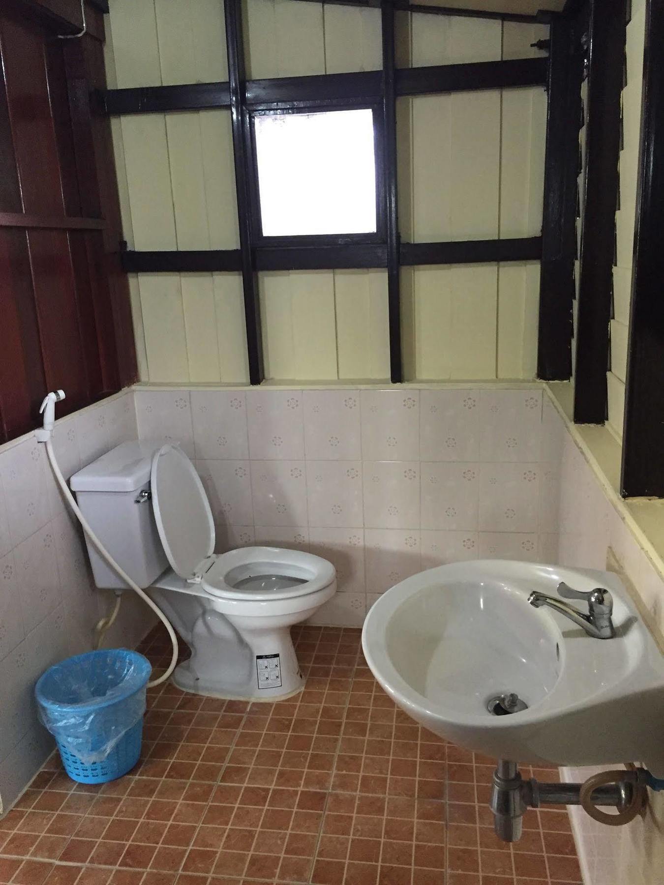 Baan Kong Homestay Phranakhonszi Ajutthaja Kültér fotó